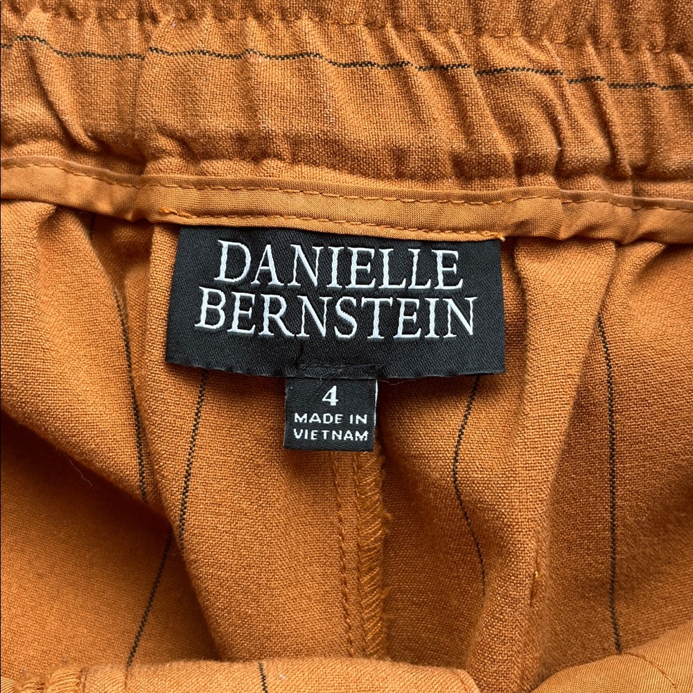 Danielle Bernstein Shorts - image 8